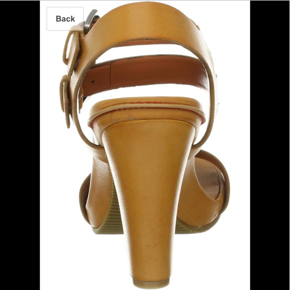 Luxury Rebel Chantal Womens Tan Platforms Sandal - Picture 3 of 10